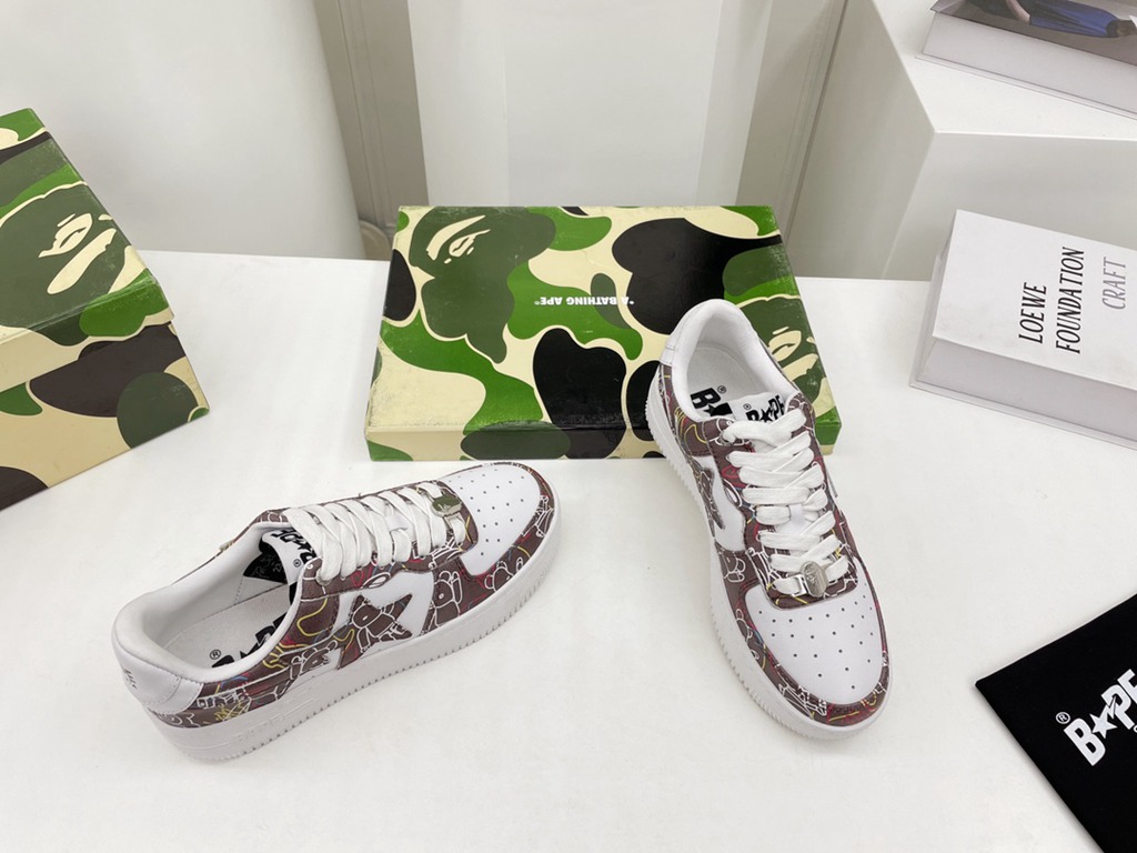 B*APE SNEAKERS